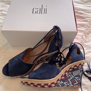 Cabi wedges